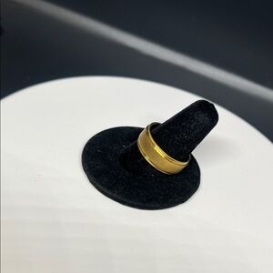 Gold Men's Ring size 8.5